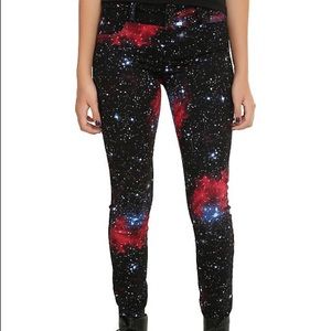 BLACKHEART GALAXY PRINT SUPER SKINNY JEANS